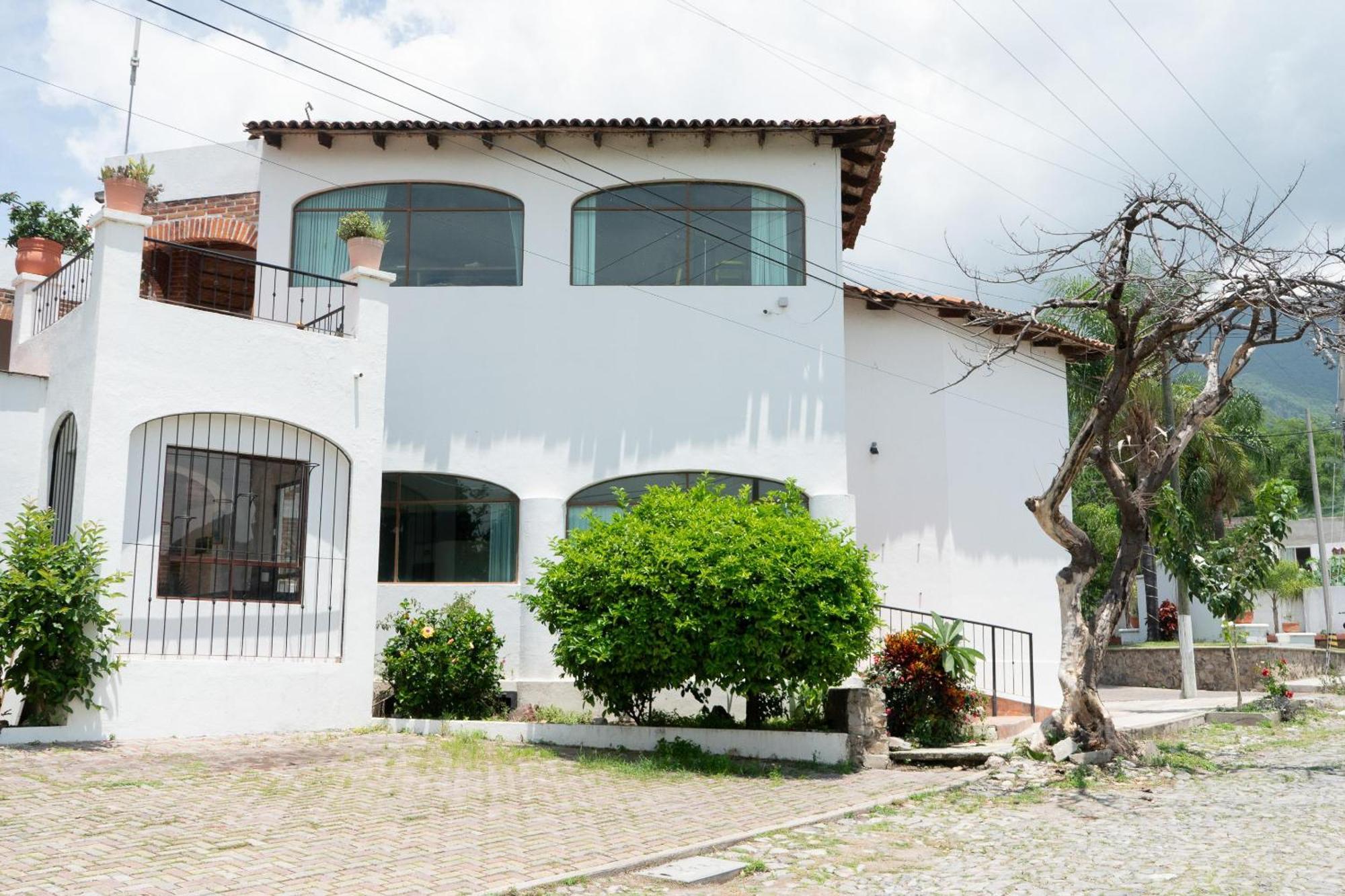Capital O La Joya Del Lago Ajijic Exteriör bild